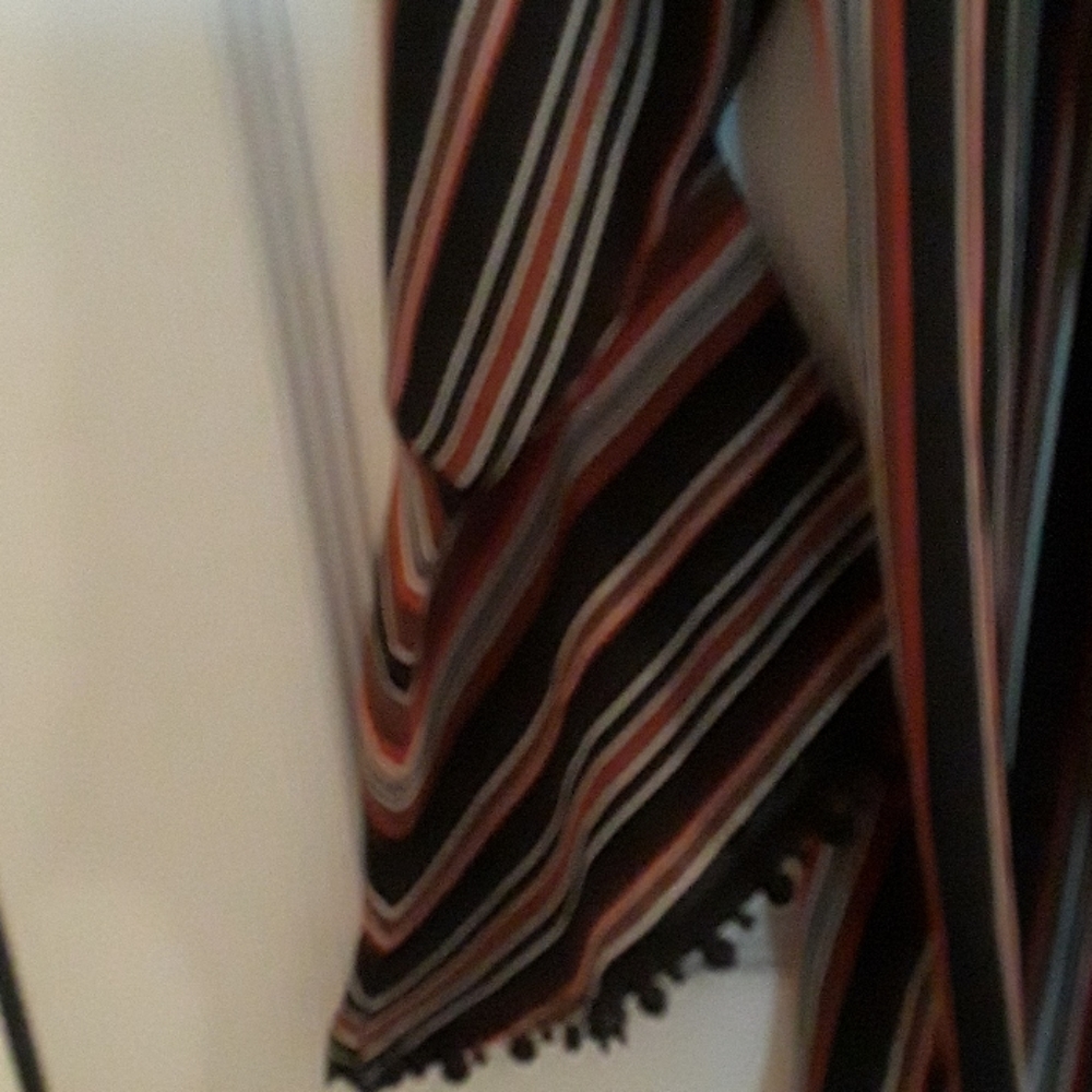 Multi-colored top - Picture 4 of 8